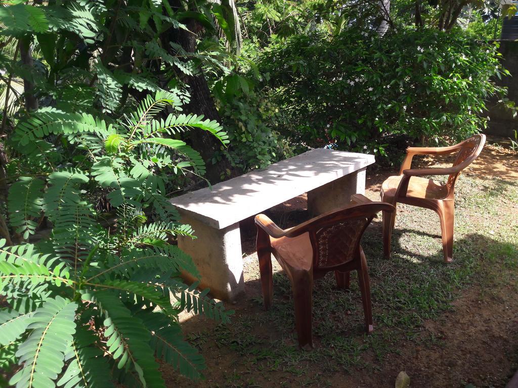 Pradeepa House Apartment Unawatuna Ngoại thất bức ảnh